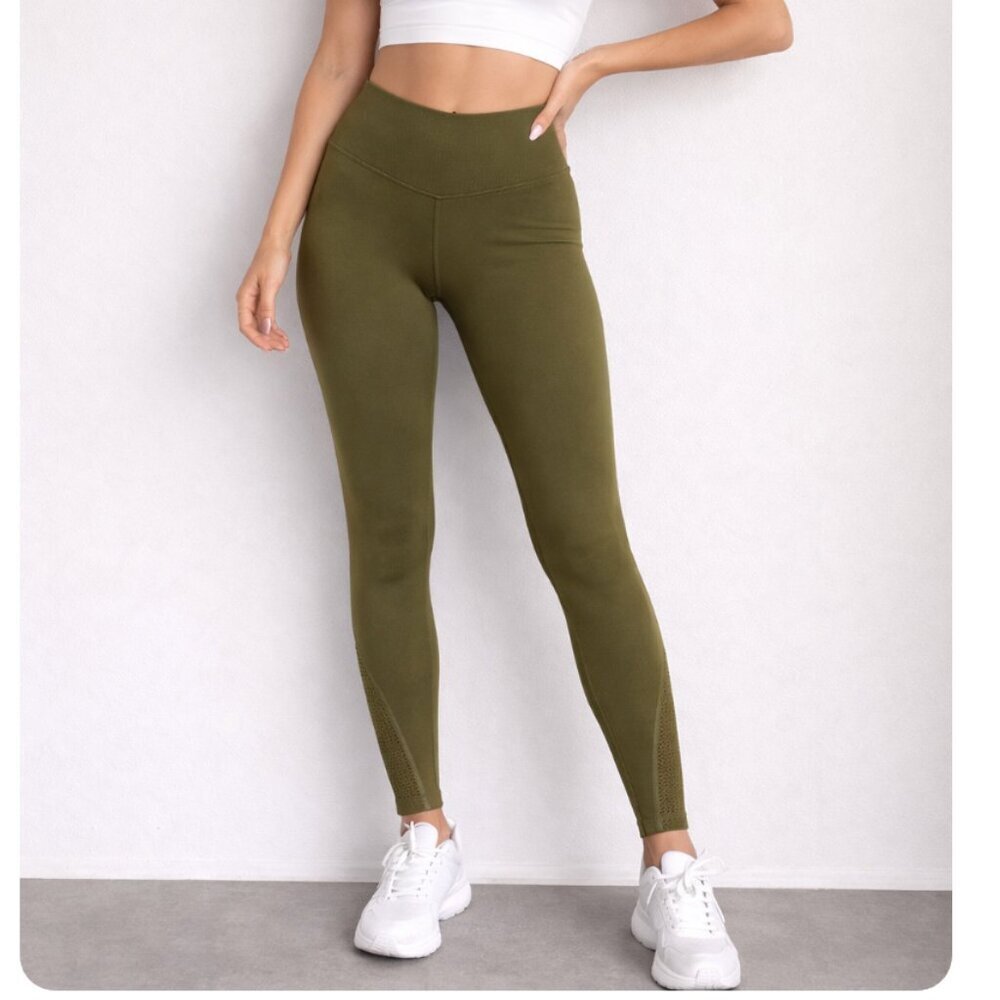 Savvi Size Small Olive Green High Waisted Ankle Length Athletic Leggings